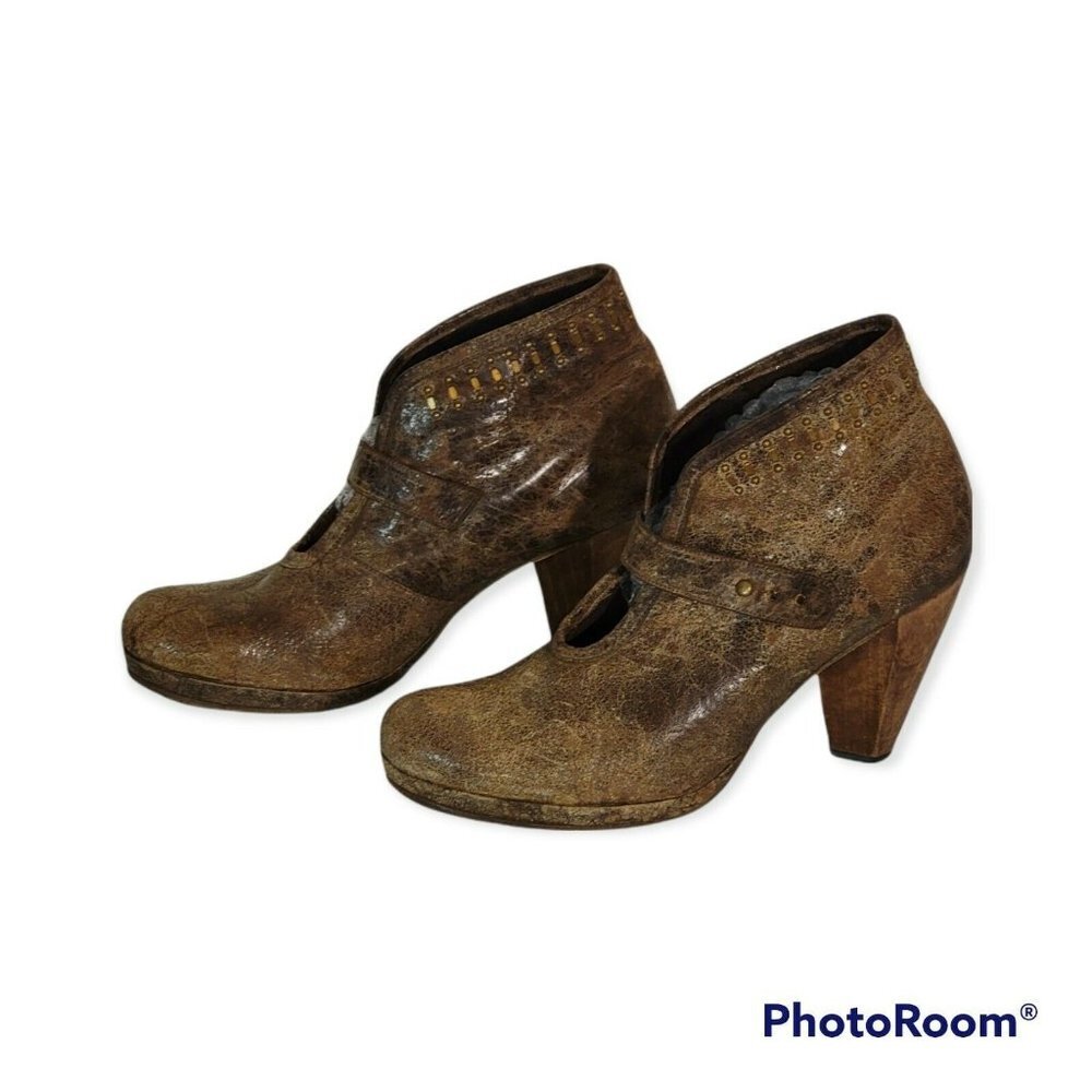 Calleen Cordero Leather Mary Jane Booties Size 10